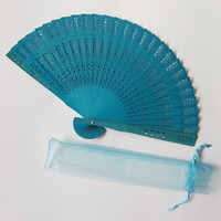 Logo client de haute qualité impression d'un côté ventilateur à main Mini ventilateur à main côtes de bambou chinois cadeaux promotionnels cadeaux de mariage