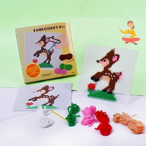 Custom Yarn Knitting Painting Kit with Mesh Cartoon Yarn Painting Kit for Kids Cross-stitch Kit , Home Decor, Craft Activities