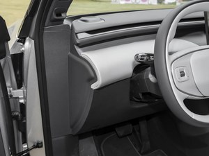 Xpeng G7 2026 Édition Phare 1704 Max Autonomie Étendue Noir <span class=keywords><strong>Nuit</strong></span> SUV Moyen 430km Autonomie Électrique CLTC Voiture pour l'Exportation - Product Image 5