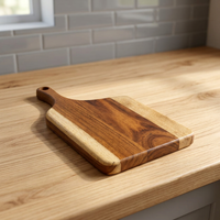 Nouvelle arrivée Planche à découper en bois naturel Taille personnalisée Accessoires de cuisine pour la maison Durable et durable, compatible lave-vaisselle 1,5 cm d'épaisseur