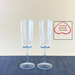 Cadeau de qualité supérieure en forme de <span class=keywords><strong>coeur</strong></span> longue tige en plastique verre à vin rouge flûte à <span class=keywords><strong>champagne</strong></span> créative pour table de mariage - Product Image 4