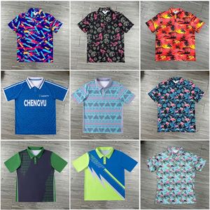เสื้อโปโลผู้ชายพิมพ์ลายดอกไม้แบบเต็มตัว พร้อมโลโก้  ผ้าแห้งเร็ว ระบายอากาศได้ดี สำหรับเล่นกอล์ฟ  แบบซับลิเมชั่นสั่งทำพิเศษ - Product Image 2