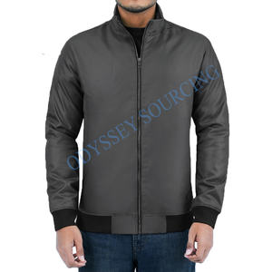 Veste bomber camouflage élégante pour homme, printemps, tissée, logo sur le devant, coupe confortable, tissu durable pour les aventures en plein air, vêtements décontractés - Product Image 5