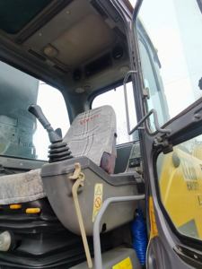 Equipo de maquinaria de construcción usada EC210, excavadora sobre orugas Volvo, motor de 21 toneladas, Modelo 2020 a la venta a bajo precio - Product Image 4