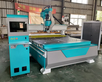 Machine de routeur CNC en bois 2040 Atc automatique de meubles avec dispositif rotatif pour le traitement des métaux mous en pierre en plastique en bois