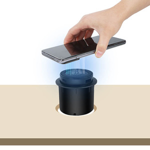 Chargeur sans fil 3 en 1 invisible intégré facile à installer et à charge rapide pour meubles de bureau avec sortie USB A C escamotable sous le bureau - Product Image 2
