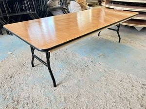 โต๊ะอาหารสี่เหลี่ยมผืนผ้าไม้ ชุดห้องประชุมโรงแรมสำหรับงานเลี้ยง โต๊ะพับได้ขนาด 6 ฟุต 8 ฟุต พร้อมเก้าอี้ โต๊ะพับสำหรับครัว - Product Image 2