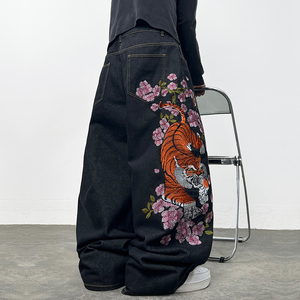 Vente en gros usine – Nouveaux jeans amples à jambe large pour hommes, brodés motif Tigre Noir, pantalons en denim personnalisés pour hommes - Product Image 5