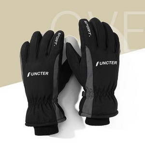 Nouvelles gants de ski pour enfants, design innovant, épais, chauds, coupe-vent, imperméables, avec technologie tactile - Product Image 5