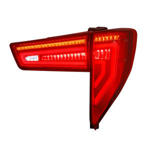 Luz de Freno LED Roja Ahumada Wenye de 12V para Innova, Nuevo Diseño, 1 Año de Garantía, Actualización de Modificación, Ajuste Universal, Hecho en Jiangsu, China - Product Image 3