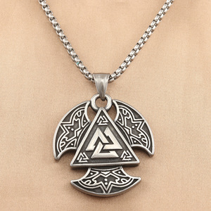 Pendentif triangle Viking en acier inoxydable, collier géométrique unisexe pour hommes et femmes, style rétro punk - Product Image 1