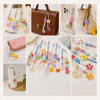 Kit de fabrication de breloques de sac et porte-clés DIY, boîte portable transparente avec perles papillon et fleur, pour sacs à dos, pendentifs de téléphone et loisirs créatifs