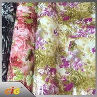 Cuir synthétique PVC PU de haute qualité, populaire, en stock pour machines, tissu miroir PVC, cuir PVC