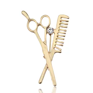 Fashion Gold Plated Comb Scissors Corsage Brooch Pins Personalized Party Charms Brooches Suits Assembly For Women Fine Jewelry