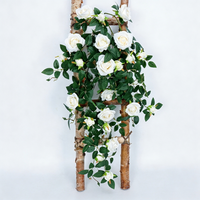 Guirlande de fleurs artificielles en soie violette rose rêveuse, style échelle de bouleau, à suspendre pour décoration de tonnelle, balançoire, vitrine ou mur.