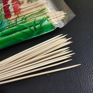 Tusuk Bambu Thực Tế Hot Bán 2.5Mm Tre Gậy Dùng Một Lần Xiên Biểu Tượng Tùy Chỉnh Kích Thước Khác Nhau Công Cụ Cho Bán Buôn - Product Image 6