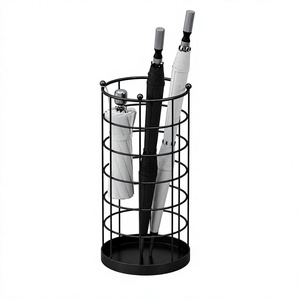 Porte-parapluies vintage en fer forgé avec motif festonné, support autoportant pour la décoration intérieure, capacité de 10 parapluies, structure en acier thermolaqué - Product Image 6
