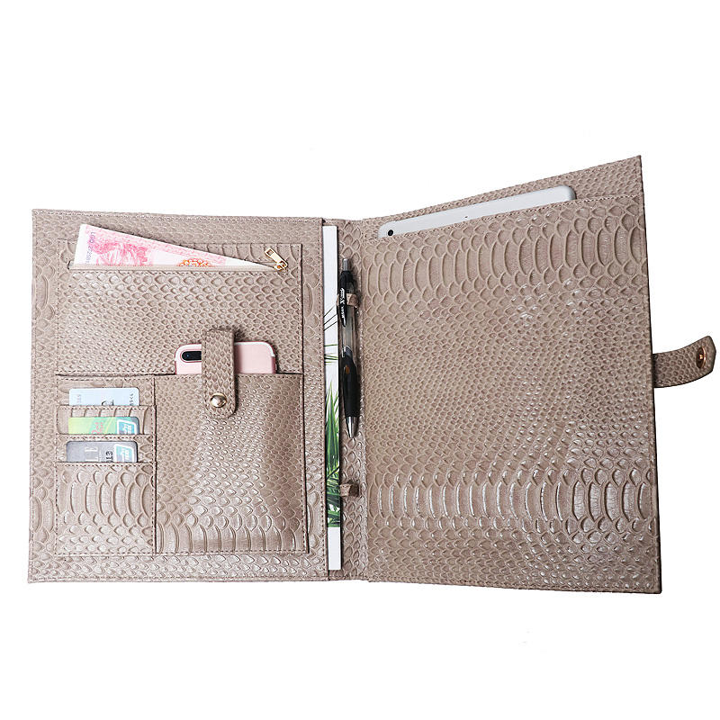 สีกากี/งู