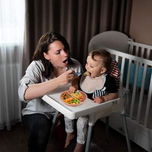 Assiettes divisées pour tout-petits en silicone de qualité alimentaire sans BPA, non toxiques, à ventouse, écologiques, lavables au lave-vaisselle, vente chaude - Product Image 5