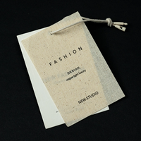 Impression d'étiquettes personnalisées, étiquettes suspendues pour vêtements de mode, étiquettes en papier pour vêtements, étiquettes suspendues en relief avec cordon
