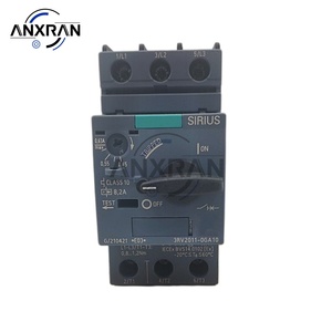 Disjoncteur Siemens 3RV2321-4EC10 à connexion par vis 32A 3RV23214EC10 - Product Image 1