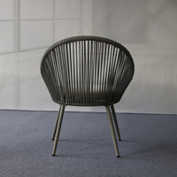 Ensemble bistrot d'extérieur moderne style Acapulco 3 pièces avec chaises en corde tressée et table ronde en verre pour balcon, jardin, salon