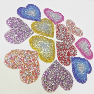 Vente en gros de pasties pour femmes, autocollants de poitrine en cristal en forme de cœur, strass, sexy, personnalisés, réutilisables, fins, cache-tétons, couleur dégradée - Product Image 3