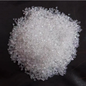 Matériel de tuyau de granules de catégorie d'extrusion de PVC, granules mous transparents de tuyauterie - Product Image 1