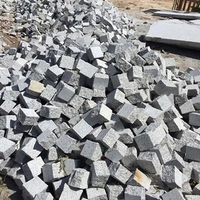 Dalles de granit naturel à motif festonné gris, modernes, pour l'extérieur, la terrasse, la voie d'accès, découpées sur mesure pour applications extérieures