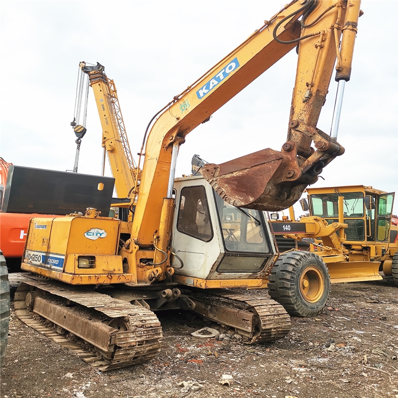 Kato Excavators - Reliable Japanese Diggers for Sale