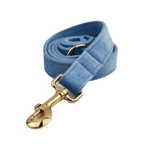 Ensemble de harnais de laisse de collier d'animal familier de velours de luxe boucle en métal de noeud papillon en Nylon réglable - Product Image 3