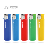 Briquet butane jetable rechargeable en plastique bon marché Briquet fin Briquet allume-cigare bon marché 062