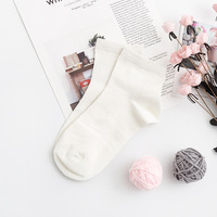 Chaussettes en soie de mûrier 80% pour femmes, couleur unie, douces pour la peau, chaussettes décontractées de luxe