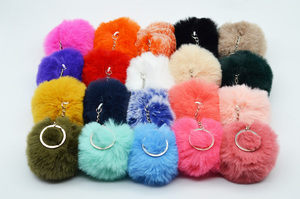 2024 модный простой дизайн <span class=keywords><strong>2</strong></span>,9 дюймов пушистый милый искусственный мех плюшевый помпон шар брелок серебряный цвет держатель для ключей - Product Image 6