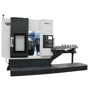 Độ chính xác cao G200 <span class=keywords><strong>CNC</strong></span> dọc bánh răng hobbing máy với fanuc 0i-mf điều khiển tự động cắt tốt hobbing ISO 5 độ chính xác - Product Image 4