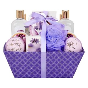 Juego de Baño Personalizado con Logotipo OEM al por Mayor, Juego de Regalo de Baño y Ducha con Fragancia, Juego de Cuidado de la Piel y el Cuerpo - Product Image 1