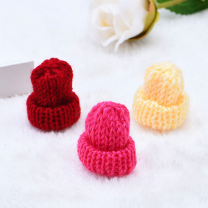 Mini-chapeau tricoté fait main, accessoire de bijouterie, forme ronde, objet d'art et de collection, artisanat - Product Image 1