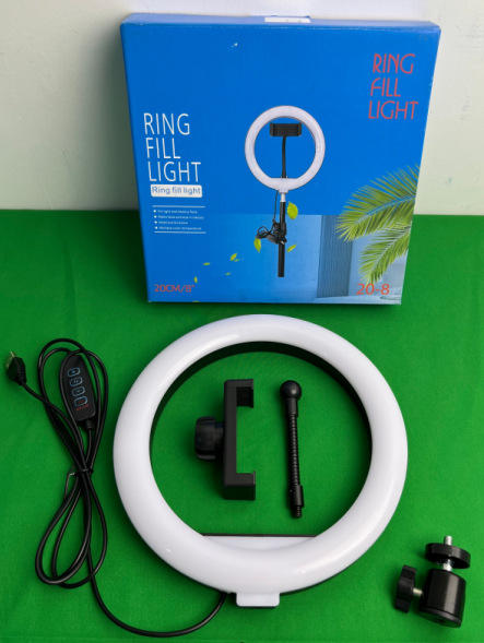 8นิ้ว (20ซม.)