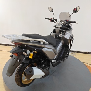 Motocicleta ADV de 180cc Práctica y Cómoda con Tanque de Combustible de 10L y Bajo <span class=keywords><strong>Consumo</strong></span> de Combustible - Product Image 6