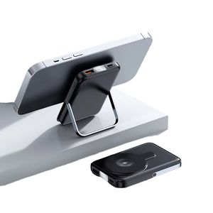 OEM magnete senza fili PowerBanks portatile 3 in 1 <span class=keywords><strong>ricarica</strong></span> <span class=keywords><strong>rapida</strong></span> magnetico Smart Watch Power bank 10000mah con supporto per telefono <span class=keywords><strong>Powerbank</strong></span> - Product Image 1