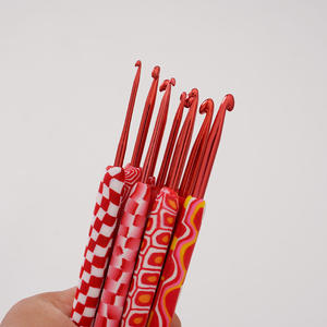 Charmkey - Aguja de Tejer de Aluminio Ergonómica con Mango Suave Rojo, Gancho de <span class=keywords><strong>Crochet</strong></span>, Accesorios de Tejer para Manualidades - Product Image 3