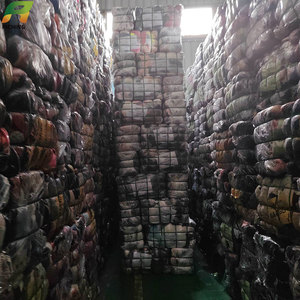 Top de fianza de ropa de algodón y poliéster colorido de grado A de empresas de ropa usada de Corea en MOQ de - Product Image 6