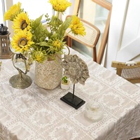 Nappe carrée personnalisable en polyester brodé floral tissé, style moderne français, petite, anti-poussière, avec chemin de table intégré