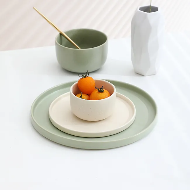 7 Zoll meist verkaufte runde Keramik platte Porzellan grün matt glasierte flache Keramik platten
