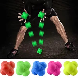 Balle de réaction hexagonale pour l'amélioration de la coordination œil-main et l'entraînement sportif au saut - Product Image 6