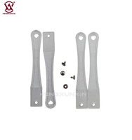 Poignée de ventilateur en plastique en gros avec découpe en forme de cœur et sangle en PVC assortie pour éventail pliable, cadeau promotionnel