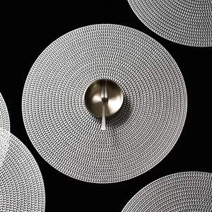 Manteles Individuales Nórdicos de Cuero Calado de 15 Pulgadas, Antideslizantes, Resistentes al Calor, Ecológicos, Personalizables y Metálicos - Product Image 6