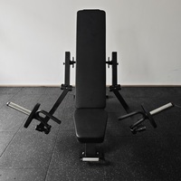 Banc de musculation multifonctionnel réglable avec Pec Deck, presse à épaules, curl biceps, extension de jambes et rame assise – Équipement de gym