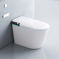 WC intelligent à poser au sol avec réservoir intégré, nettoyage à l'eau chaude et séchage, pour commande en gros