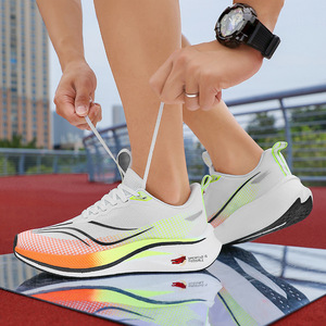 Chaussures de sport classiques de haute qualité pour hommes et femmes, confortables, en maille élastique, avec semelle extérieure à amorti élevé, mocassins tendance - Product Image 4